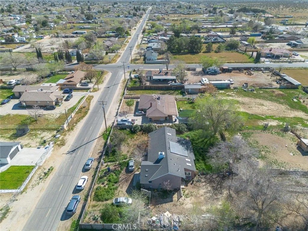 Photo of 10330 E Avenue R14, Littlerock, CA 93543 (MLS # DW26098171)
