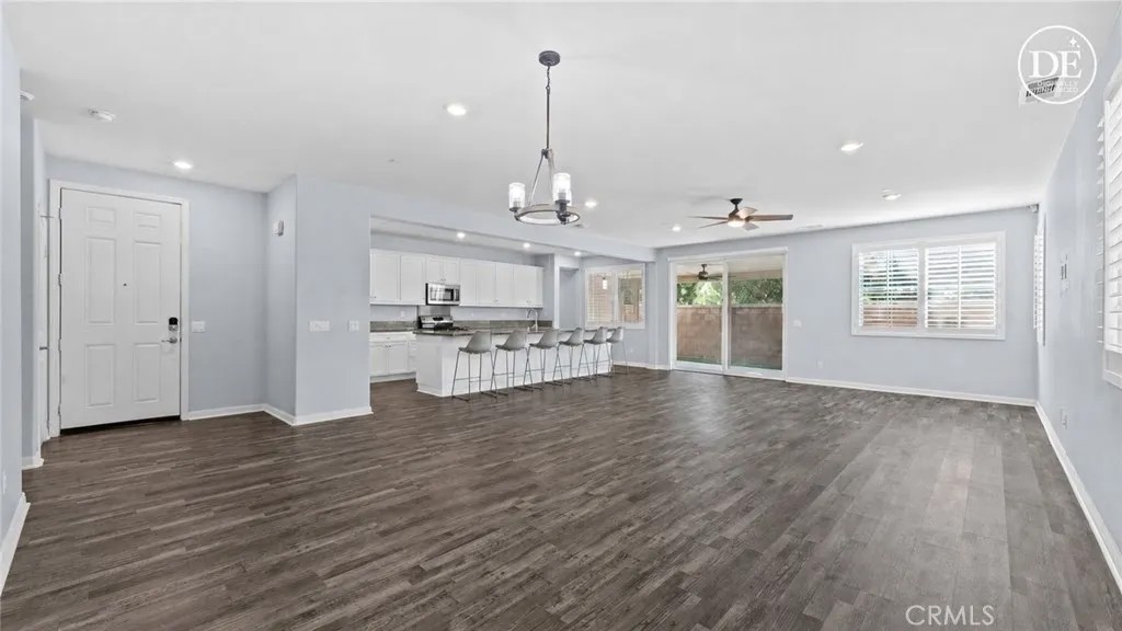 3147 E Yellowstone Drive