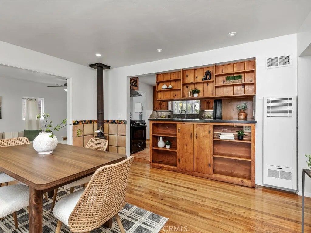 Photo of 540 S Barnwell Street, Oceanside, CA 92054 (MLS # ND26058823)