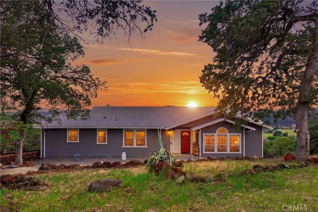 19415 Dallas Court