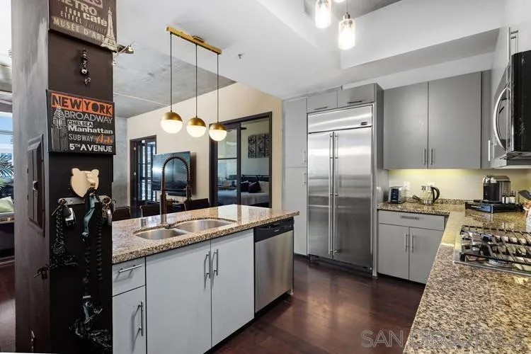 527 10Th Ave 605