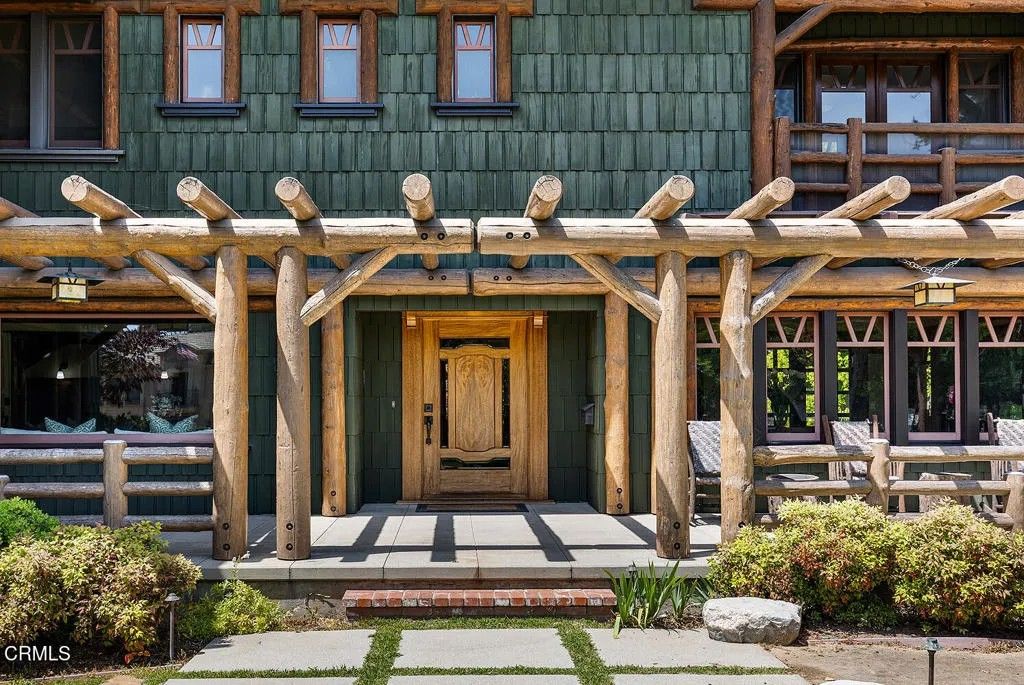 Photo of 1361 Ridge Way, Pasadena, CA 91106 (MLS # P1-26768)