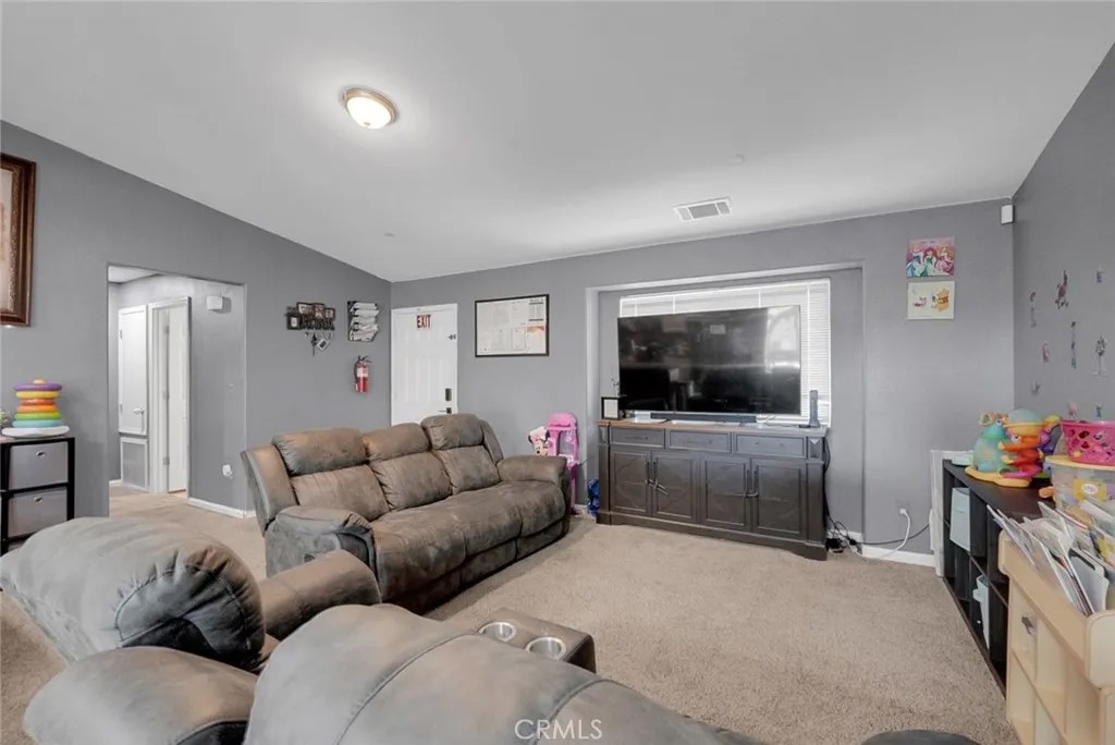 7480 W Meadowlark Court