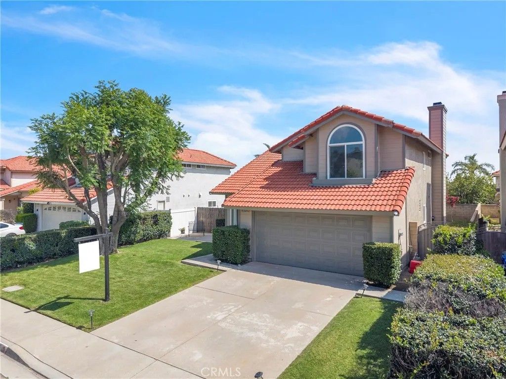 Photo of 16933 Farwell ST, Fontana, CA 92336 (MLS # CV26097035)