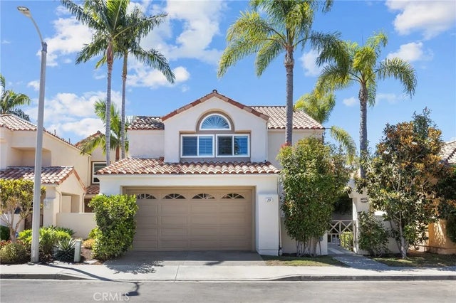 19 Tiara, Irvine