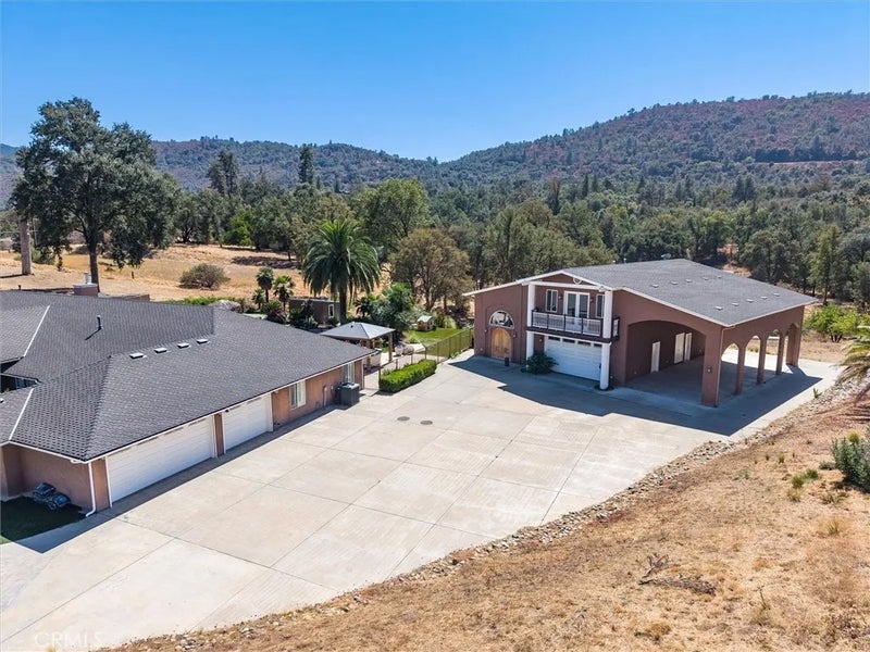49344 Deerview Lane