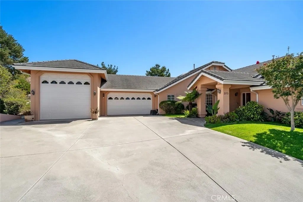 273 Mercedes Lane