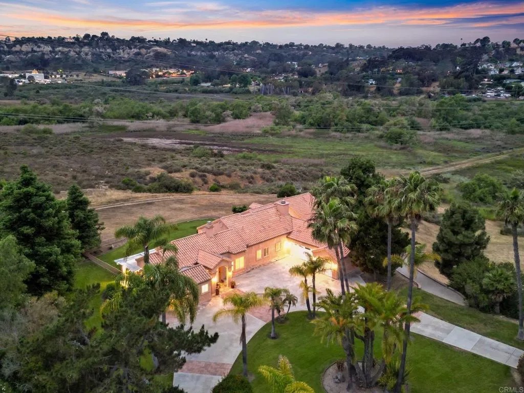 4036 Stonebridge Lane