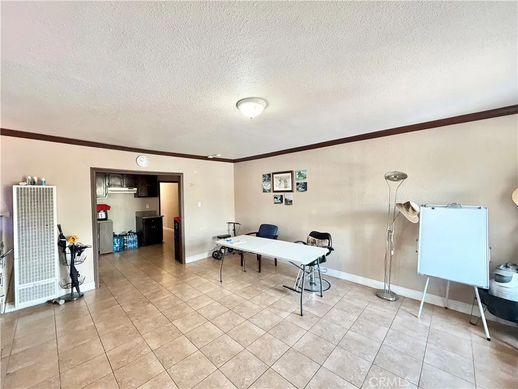 218 E 60th Street