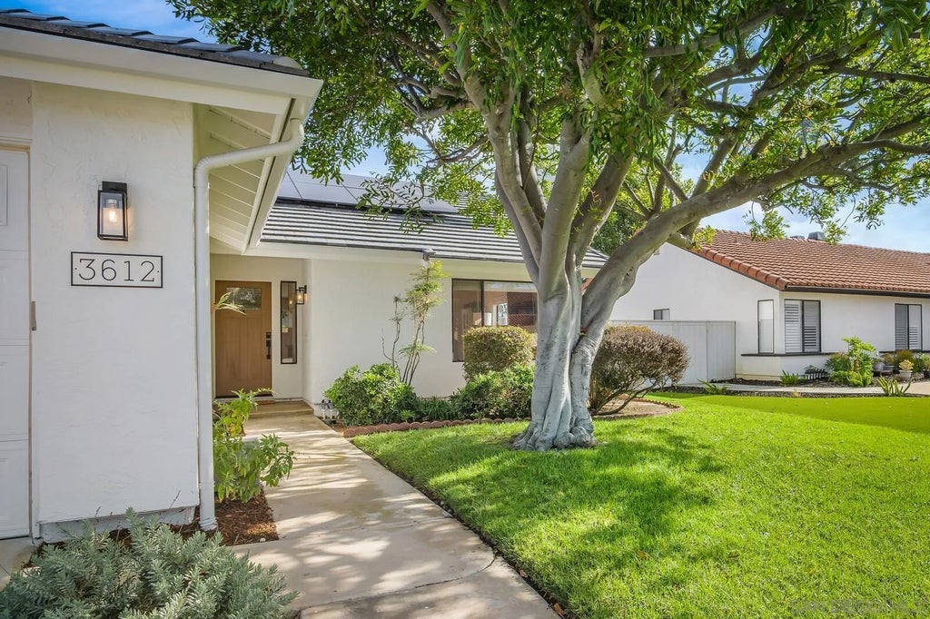 Photo of 3612 Haverhill St, Carlsbad, CA 92010 (MLS # 260025990)