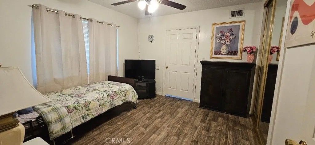 Photo of 17441 Hiawatha Street, Granada Hills, CA 91344 (MLS # WS25279032)