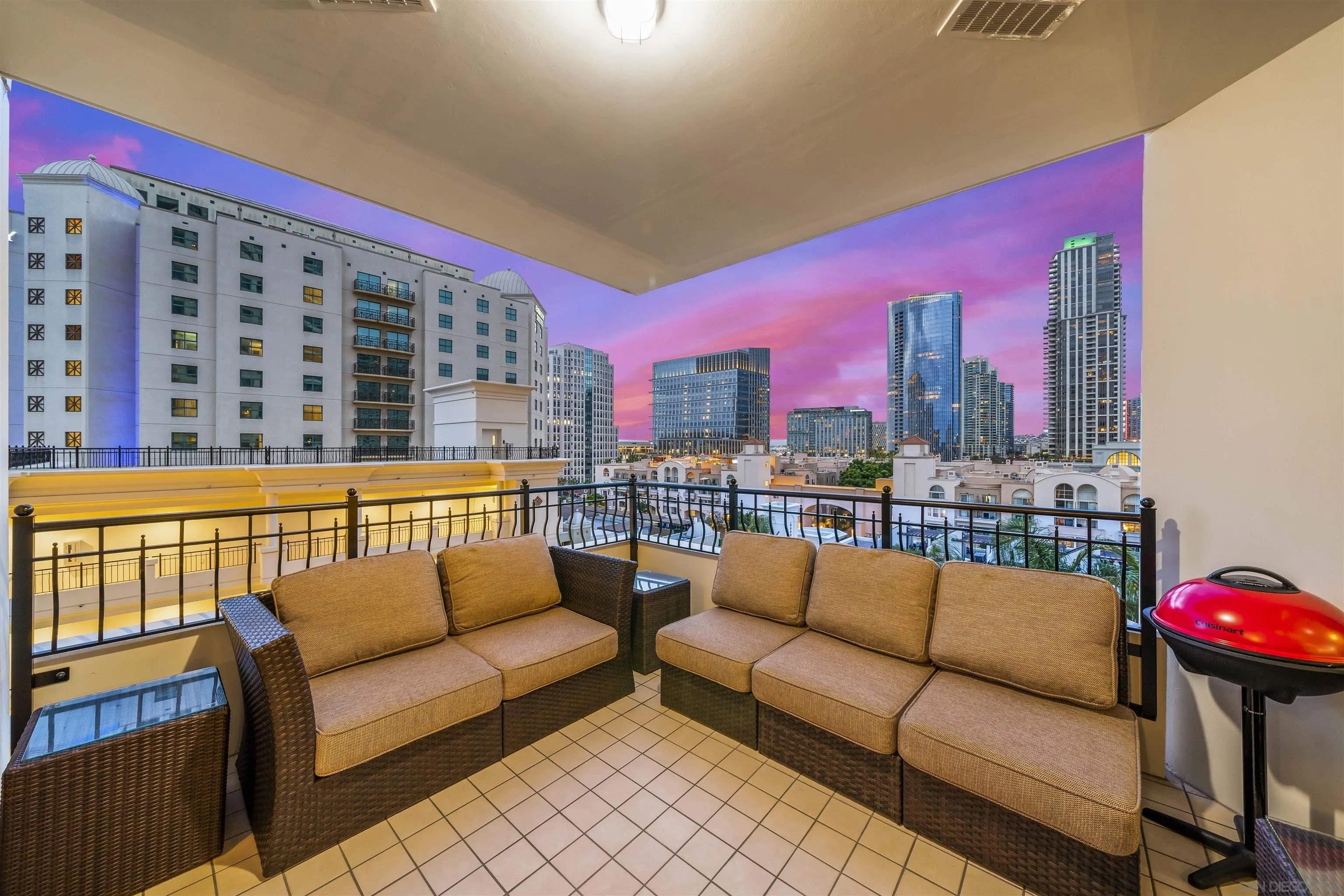 700 W Harbor Drive 805