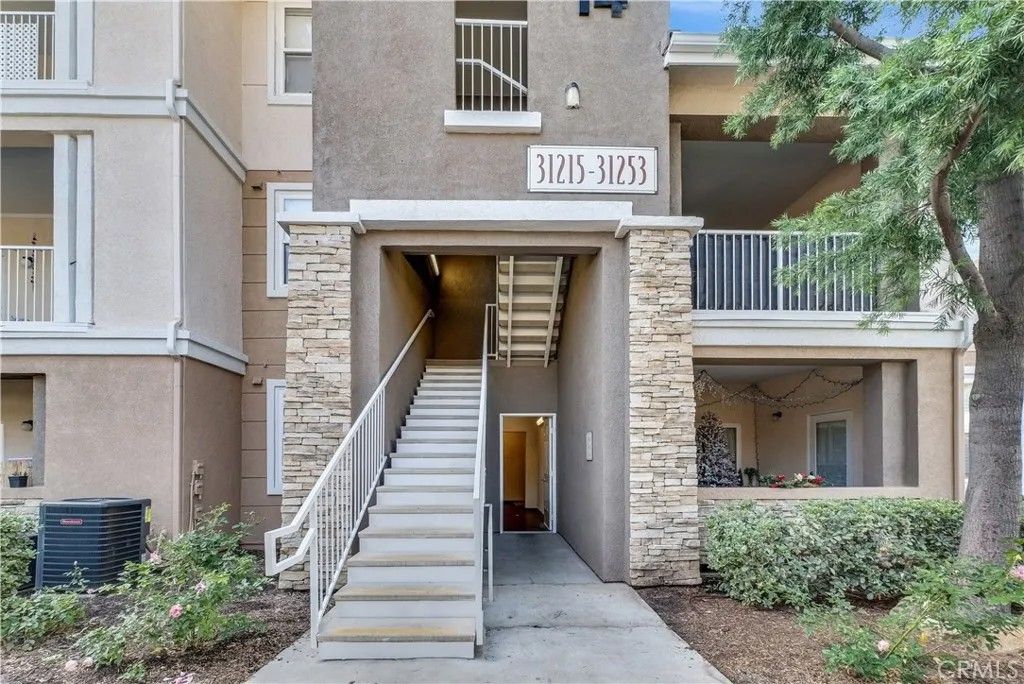 Photo of 31231 Taylor Lane, Temecula, CA 92592 (MLS # NP25229574)