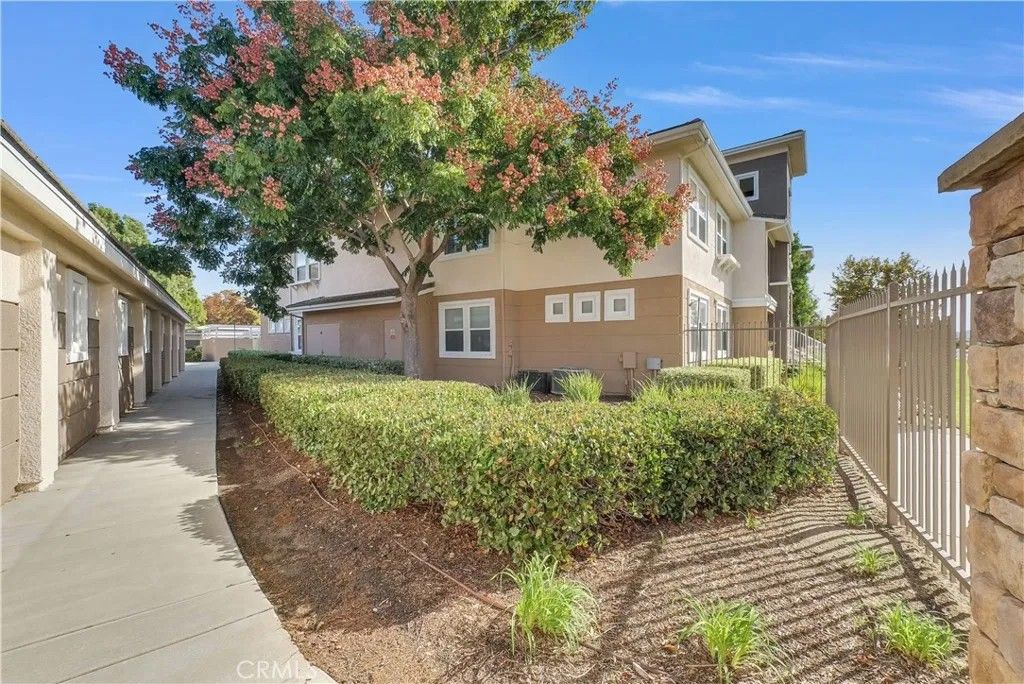 Photo of 31231 Taylor Lane, Temecula, CA 92592 (MLS # NP25229574)