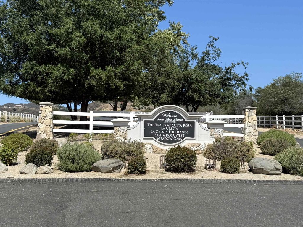Photo of 00 Calle Huerto, Murrieta, CA 92562 (MLS # 250033322)