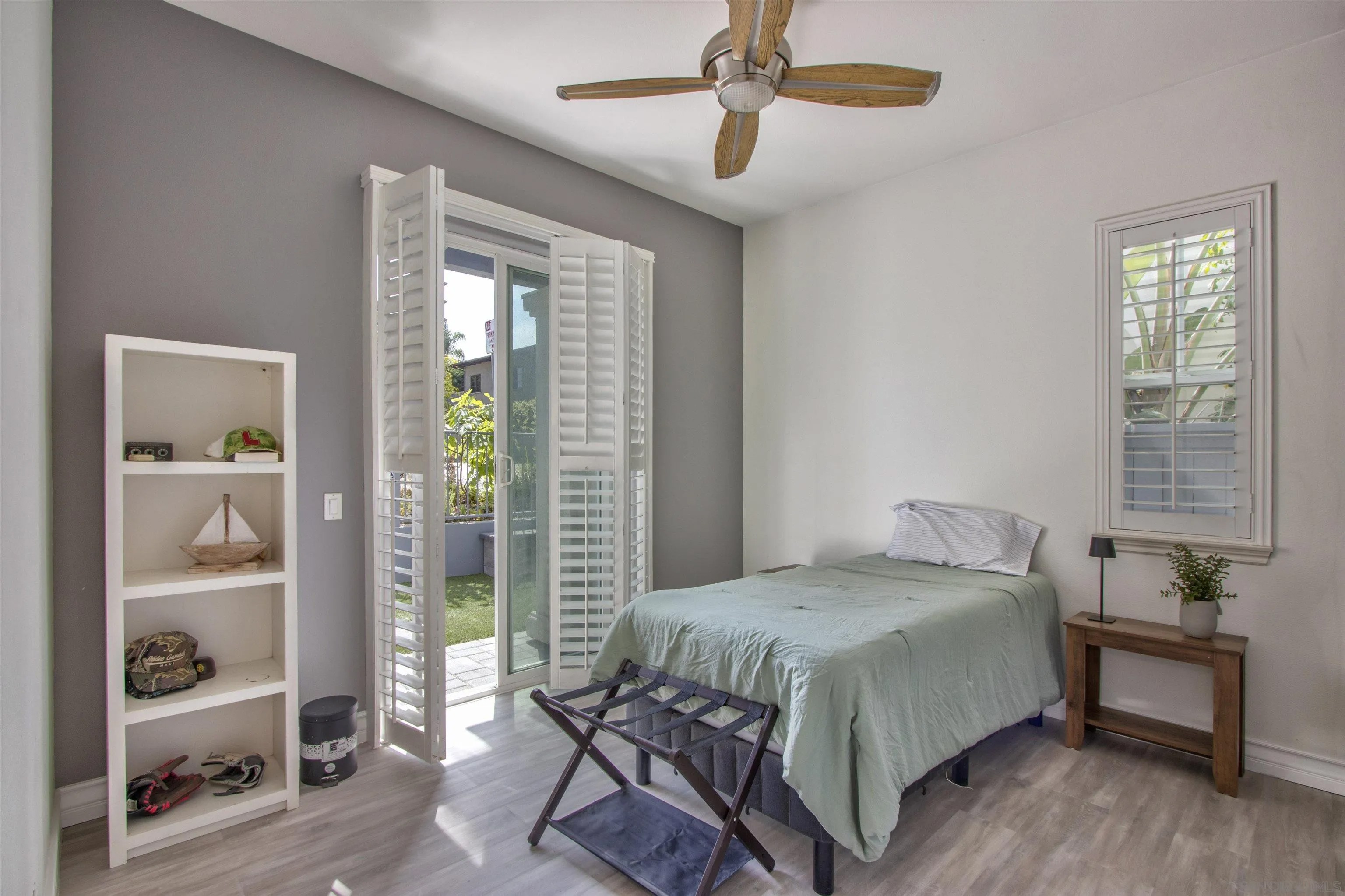 505 N Cedros