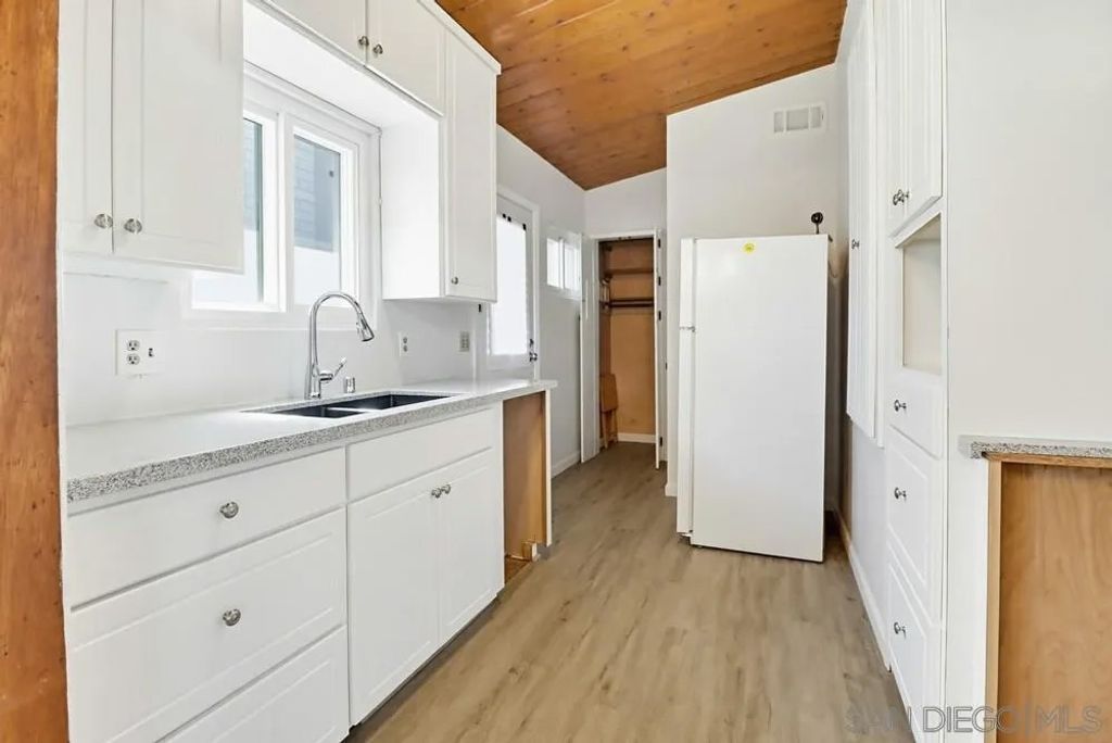 Photo of 4351 Voltaire St, San Diego, CA 92107 (MLS # 260005830)