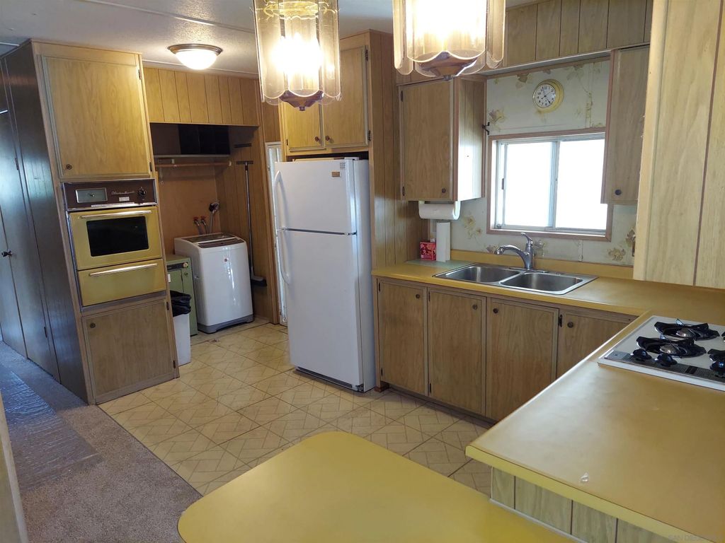 Photo of 501 Anita Street #71, Chula Vista, CA 91911 (MLS # 260007333)