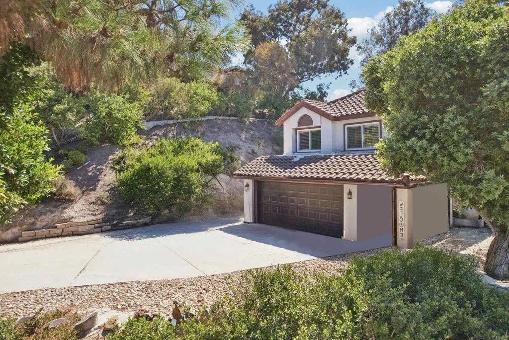 Photo of 2277 Dunstan Street, Oceanside, CA 92054 (MLS # NDP2509627)