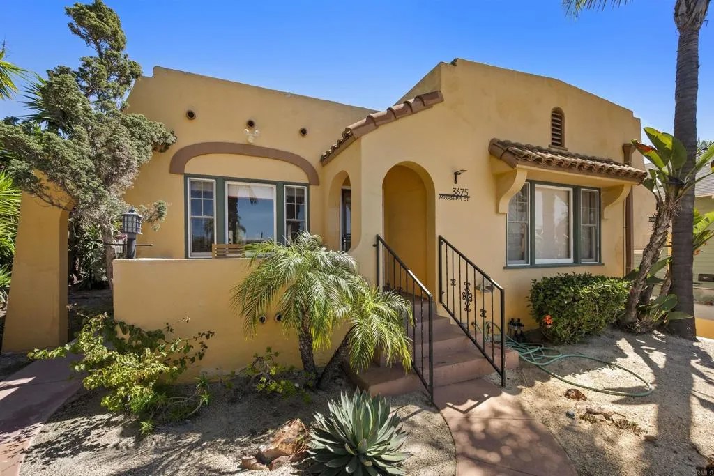 3675 Mississippi Street