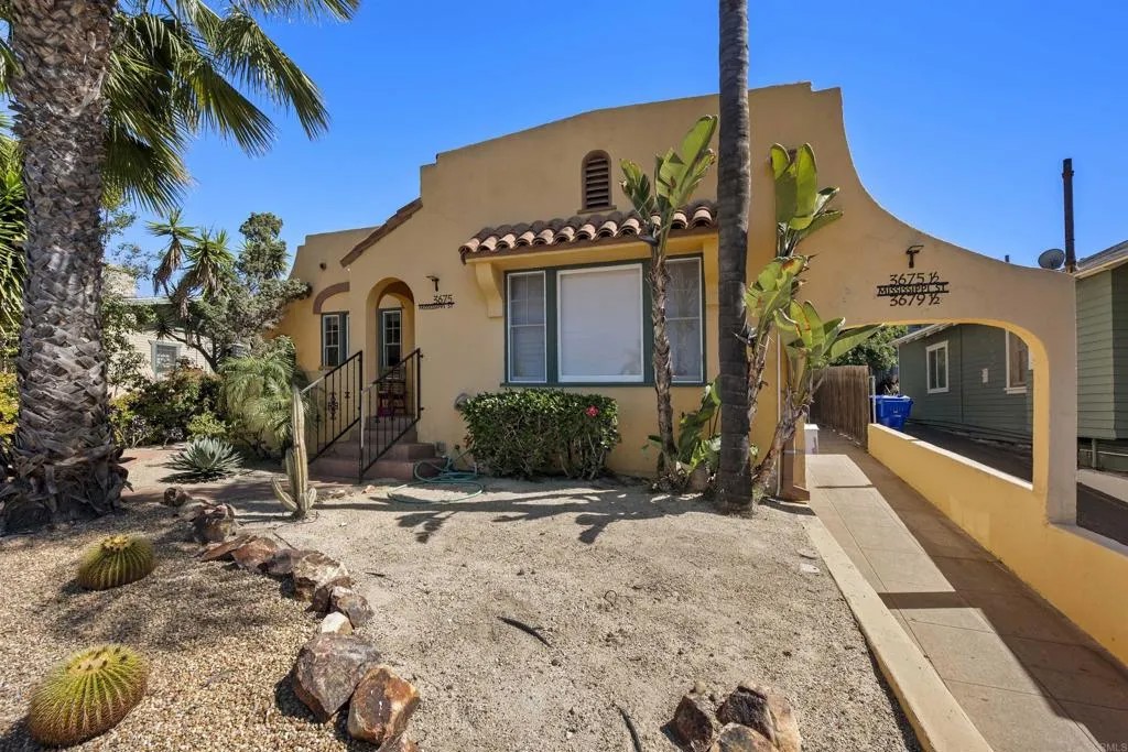 3675 Mississippi Street