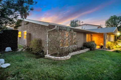 Tiny photo for 13123 Whistler Avenue, Granada Hills, CA 91344 (MLS # SR25246937)