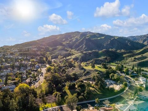 Tiny photo for 13123 Whistler Avenue, Granada Hills, CA 91344 (MLS # SR25246937)