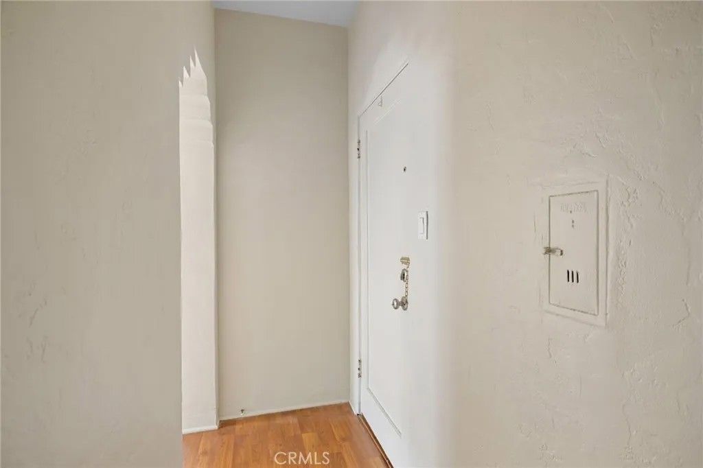 Photo of 200 E Lomita Avenue #4, Glendale, CA 91204 (MLS # GD26003323)