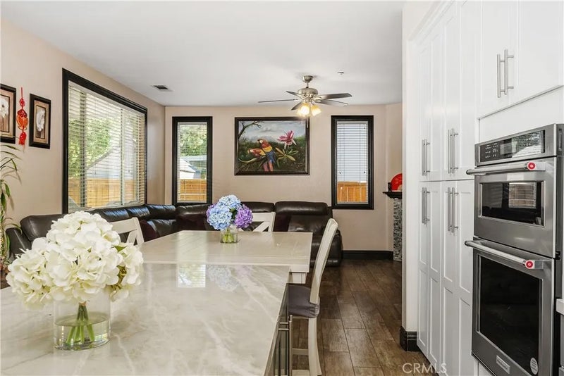 11349 Parkfield