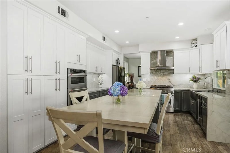 11349 Parkfield