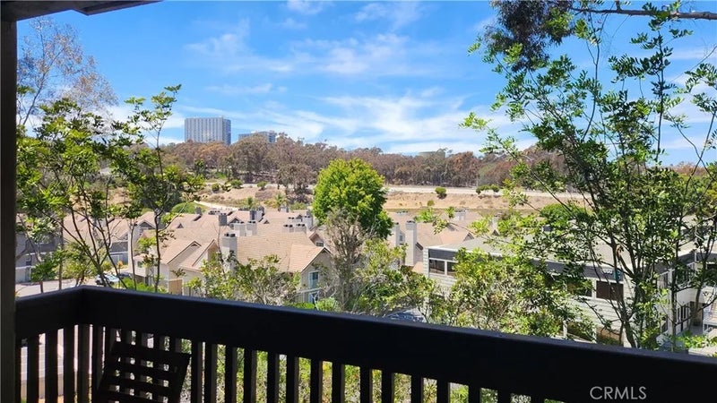 8860 Villa La Jolla Drive 215