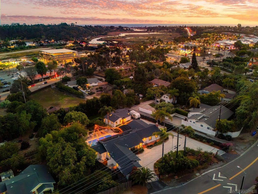 Photo of 2335 Ivy Rd, Oceanside, CA 92054 (MLS # 260009036)