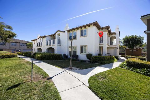 10910 Serafina Lane 52 San Diego CA 92128