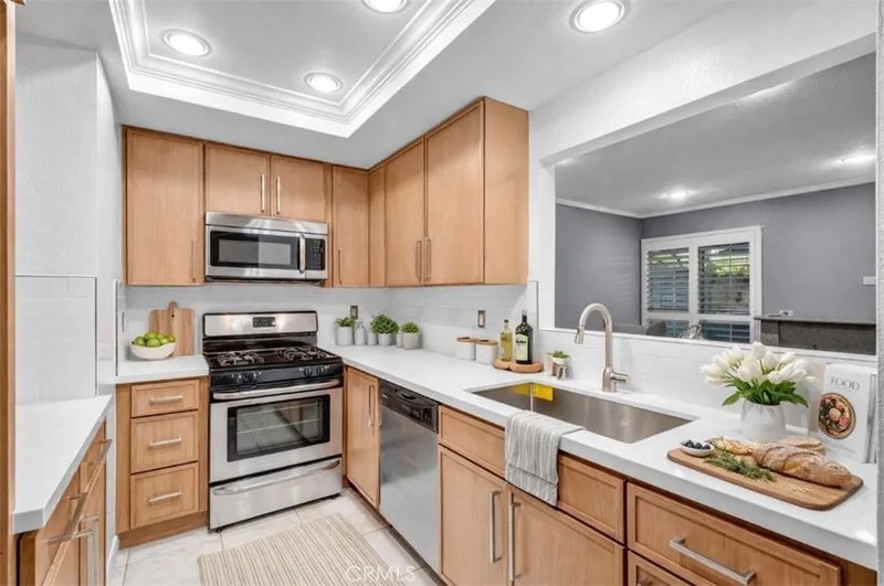 2325 S Mira Court 140