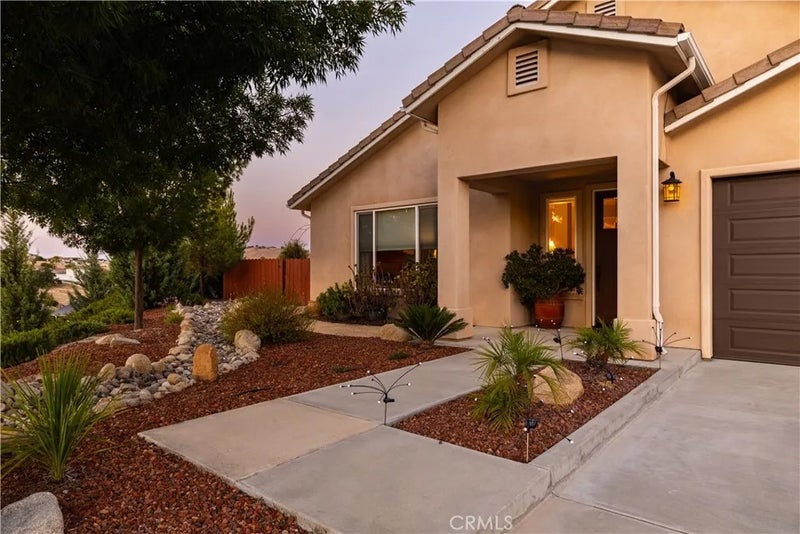 2740 Edgewood Court
