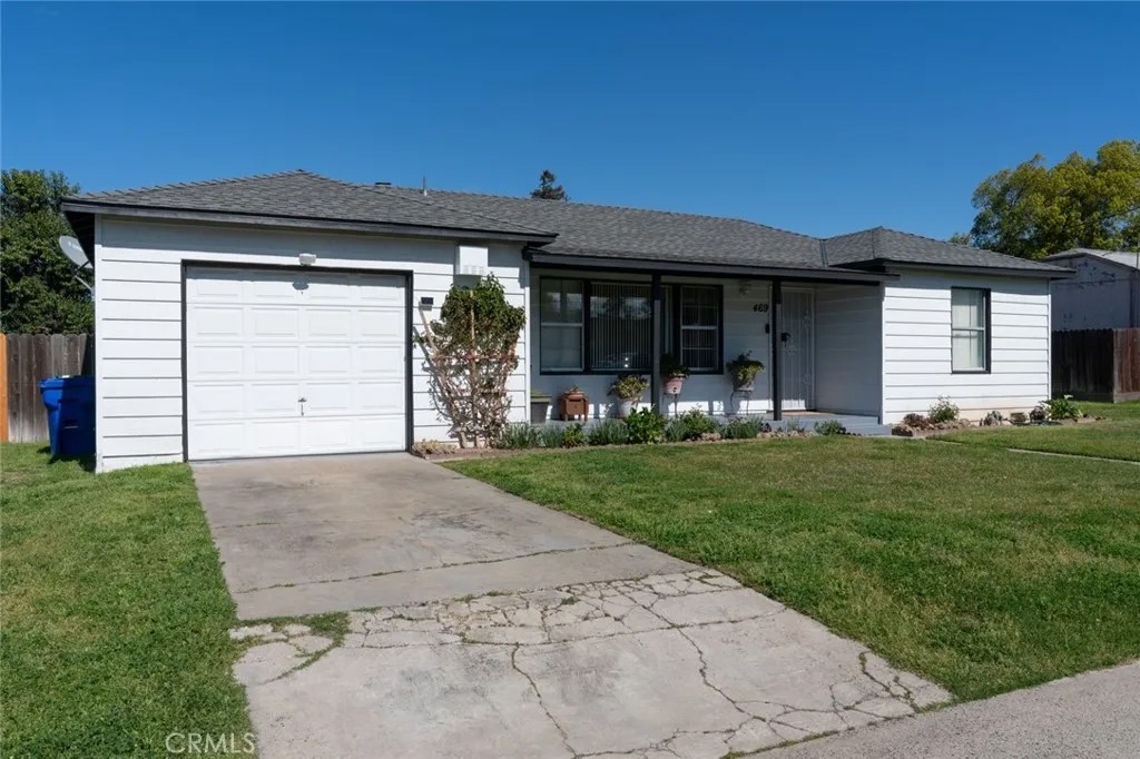 469 Cedar Avenue