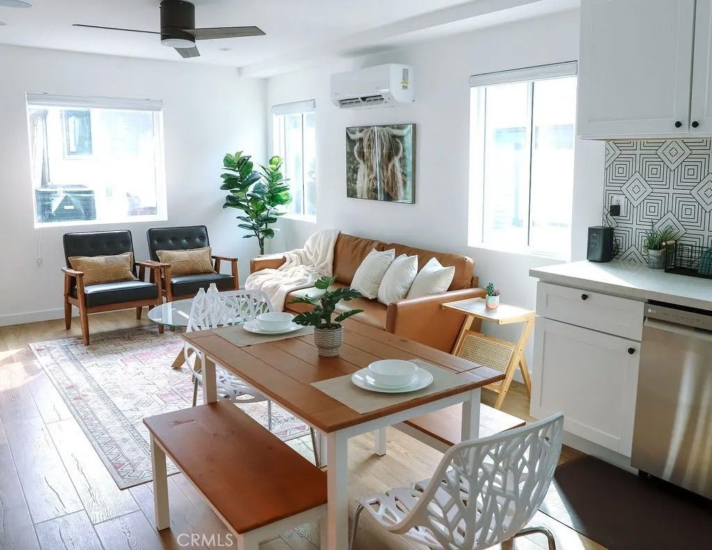 Photo of 1219 N Alexandria Avenue, Los Angeles, CA 90029 (MLS # SR26089611)