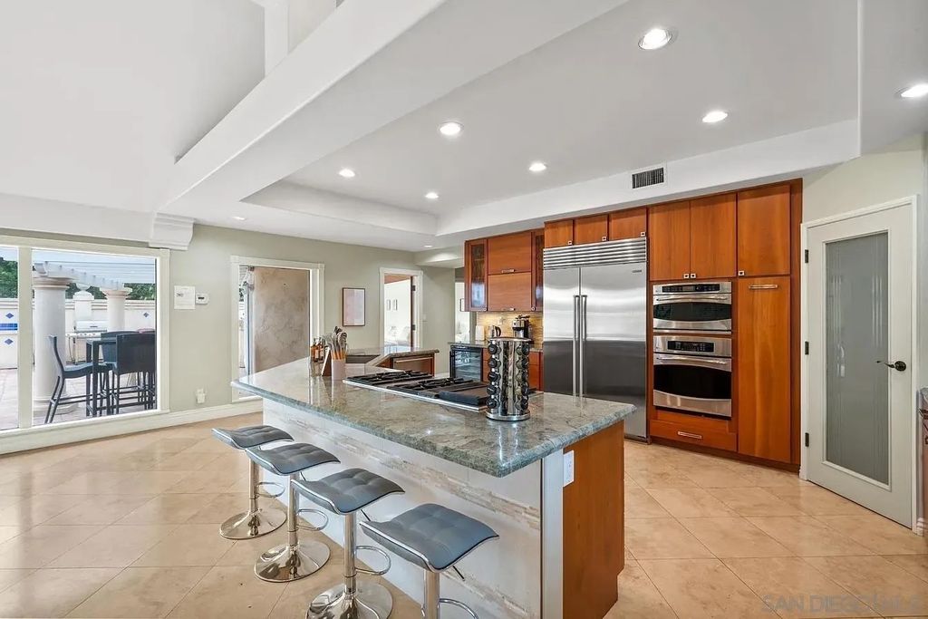 Photo of 5432 Candlelight Drive, La Jolla, CA 92037 (MLS # 260003225)