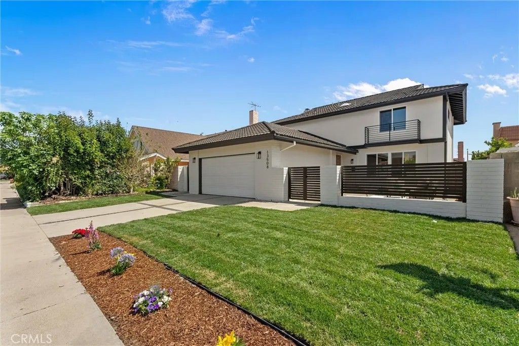 Photo of 13508 Caravel Pl, Cerritos, CA 90703 (MLS # OC26081254)