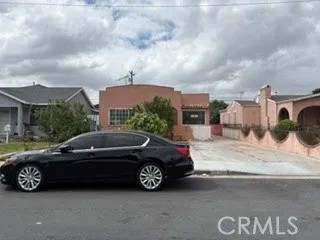 2728 Grand