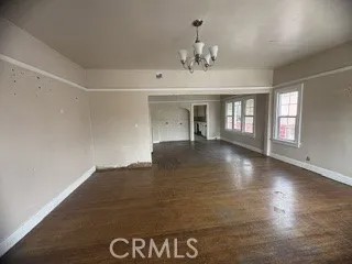 2728 Grand