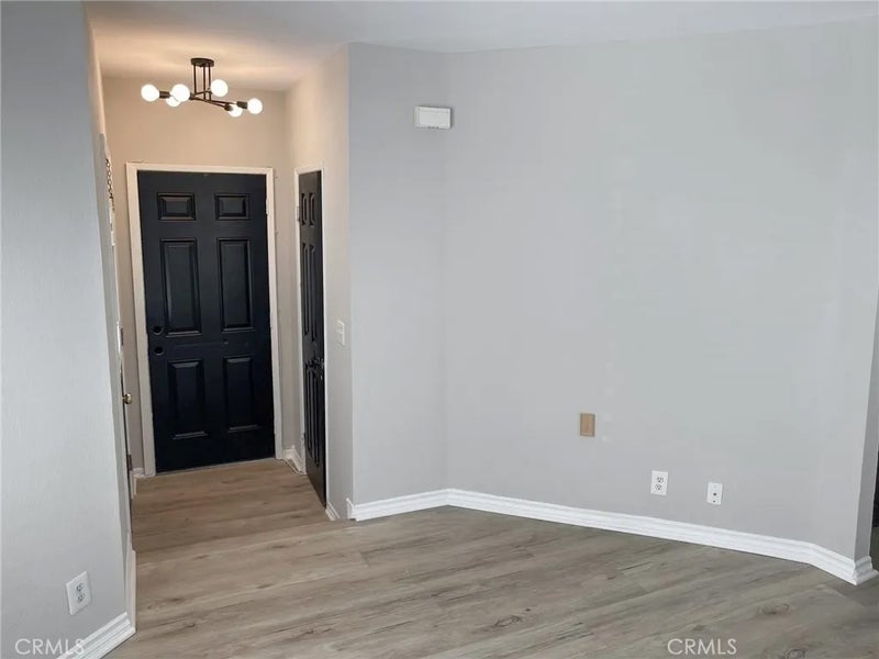 13750 Hubbard