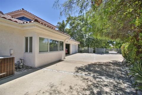 Tiny photo for 3624 Hollins Avenue, Claremont, CA 91711 (MLS # PW25248828)