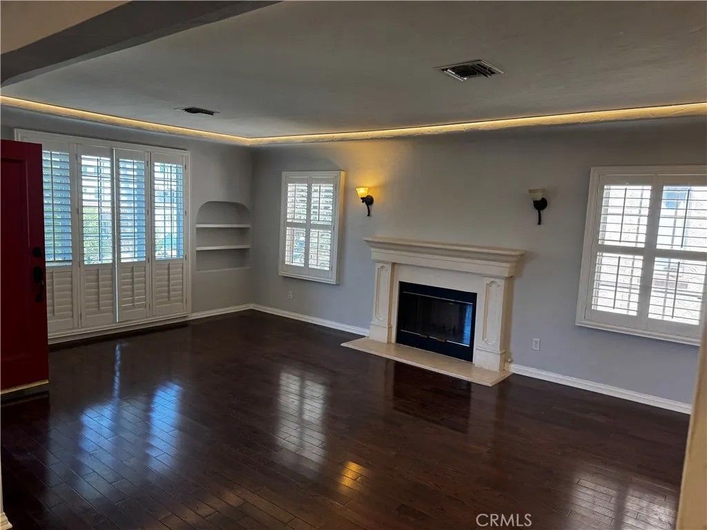 Photo of 1642 S Bedford St, Los Angeles, CA 90035 (MLS # DW26088770)