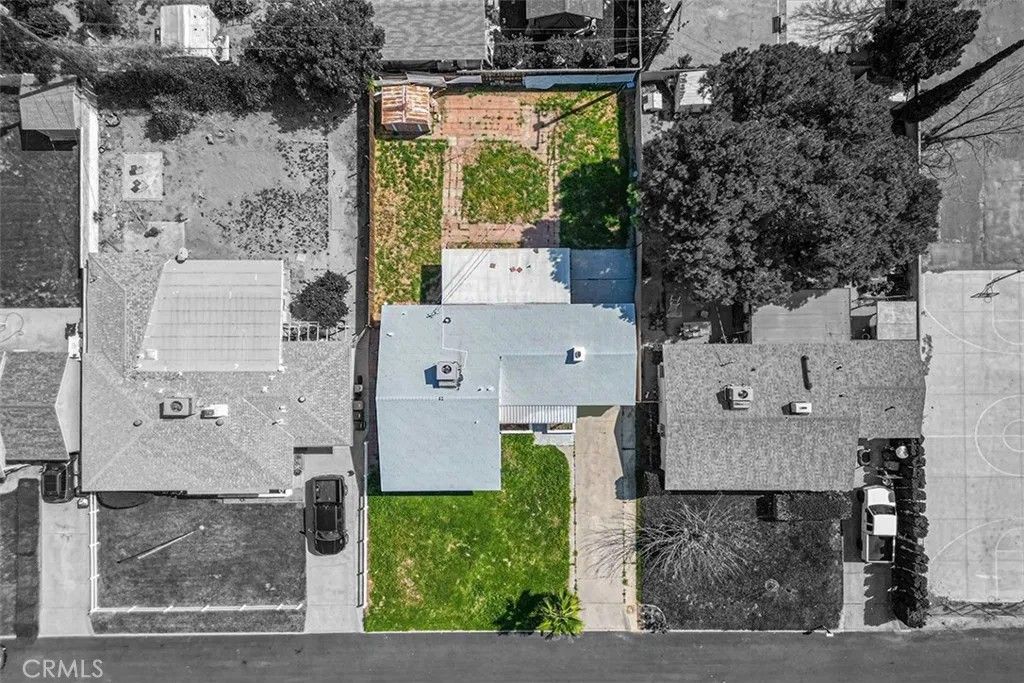 Photo of 6821 Elmwood Rd, San Bernardino, CA 92404 (MLS # IG26040397)