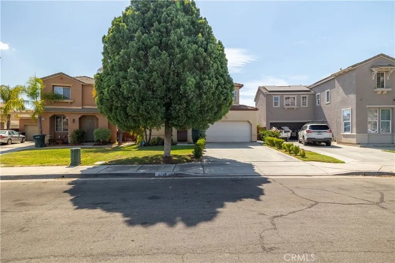 3738 Almansa Way