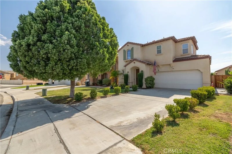 3738 Almansa Way