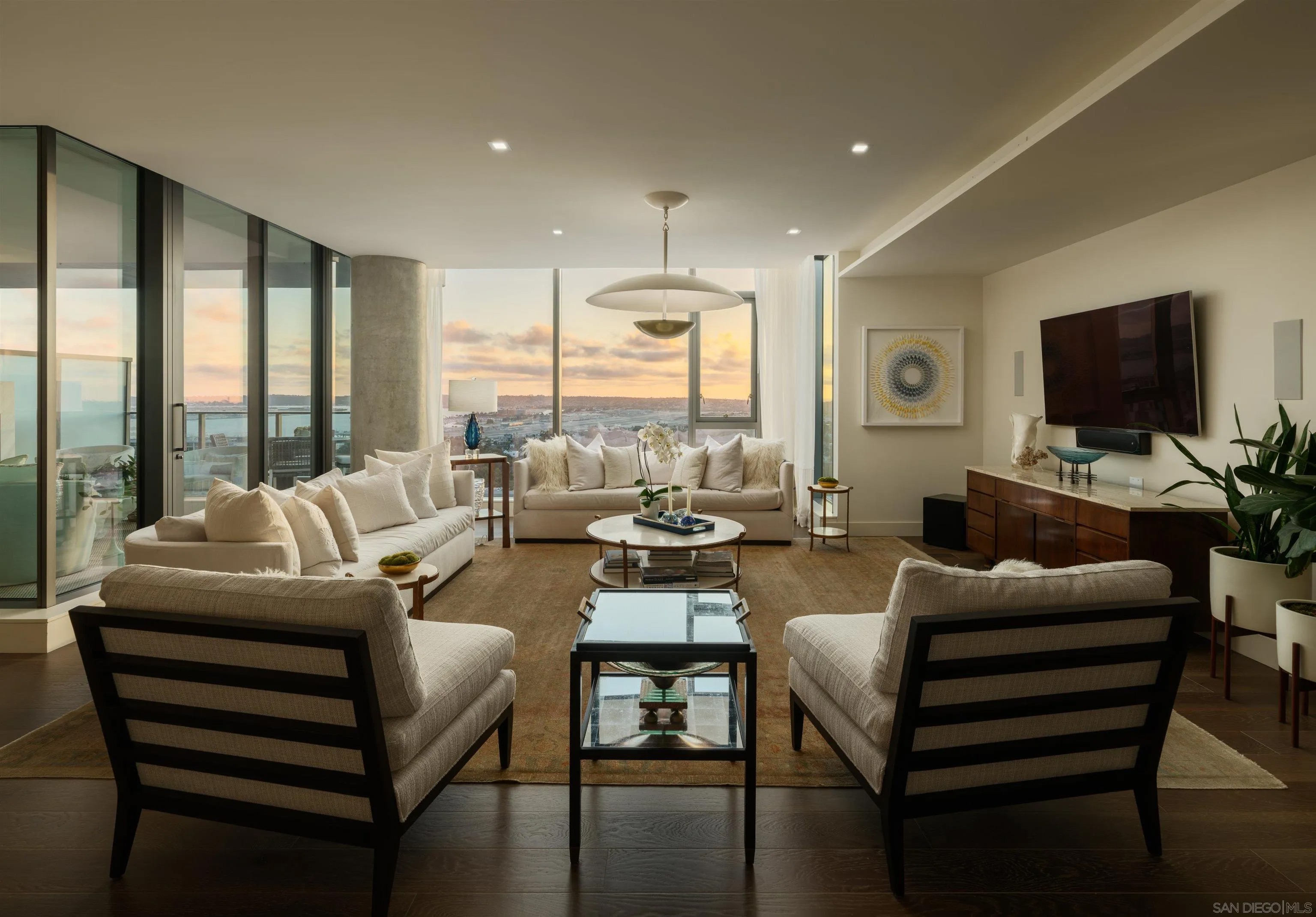 2855 5th Ave 1201