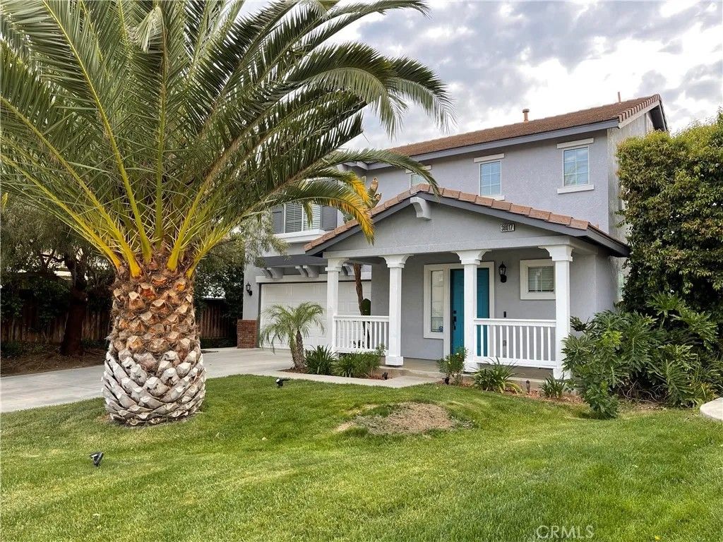 Photo of 38017 Greenleaf Pl, Murrieta, CA 92562 (MLS # SW25273603)