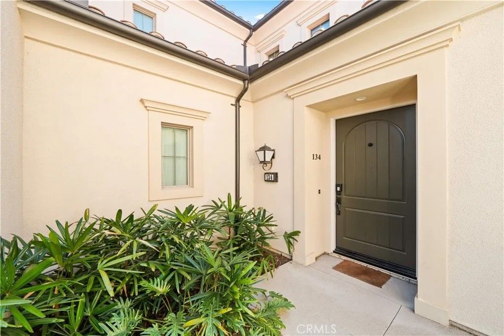 Photo of 134 Canvas, Irvine, CA 92620 (MLS # NP26074035)